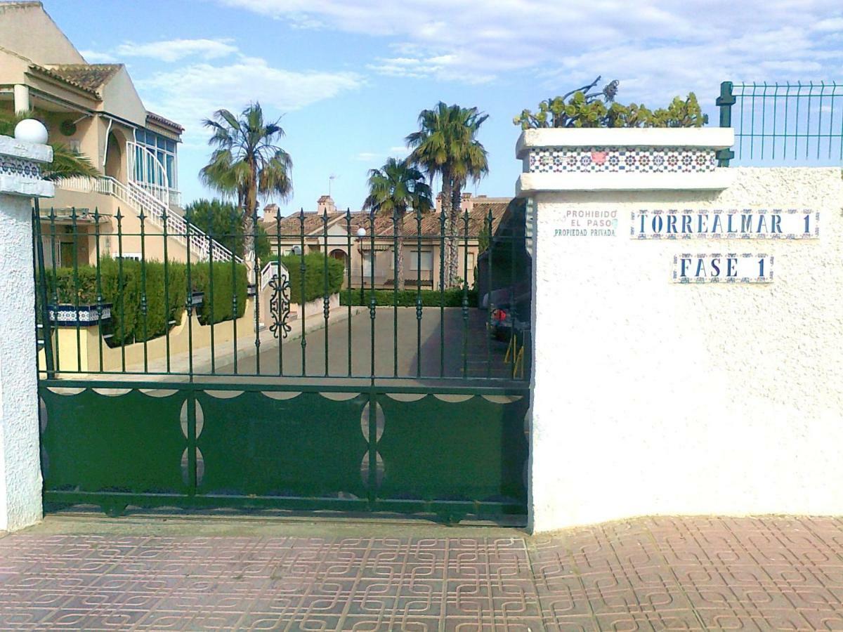 Residencial Torrealmar Con Vistas Apartment Torrevieja Luaran gambar
