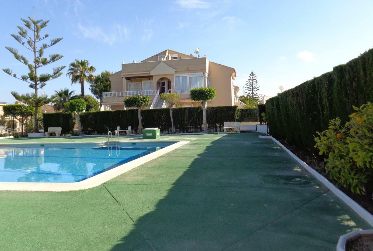 Residencial Torrealmar Con Vistas Apartment Torrevieja Luaran gambar